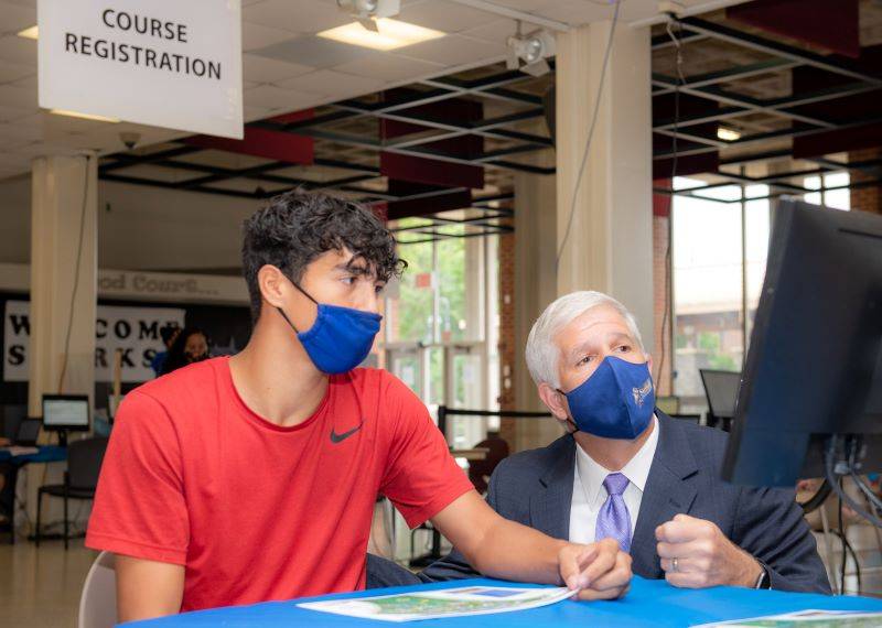 Dr. Bonahue Visits Registration and Enrollment Days